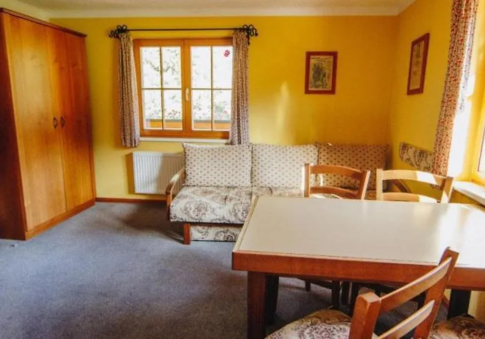 Haus Blueberry - Baranek 莱奥冈